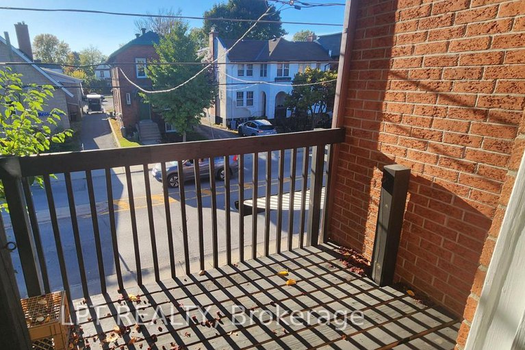 28999465/467-parkdale-avenue/hintonburg/ottawa/ontario/K1Y1H5_13