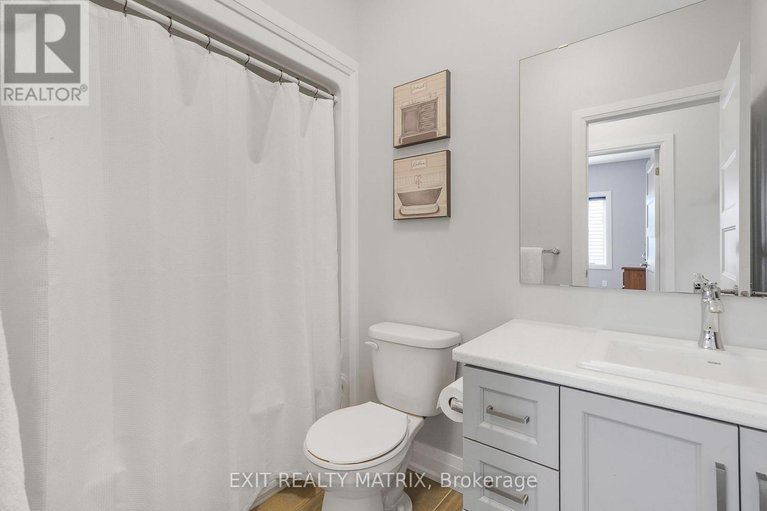 29468824/128-lyon-street/embrun/russell/ontario/K0A1W0_22