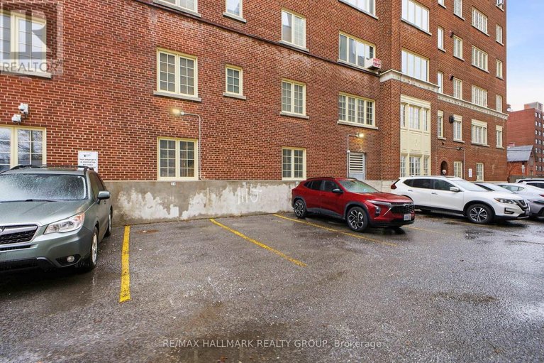 29633672/1c-260-metcalfe-street/ottawa-centre/ottawa/ontario/K2P1R6_29