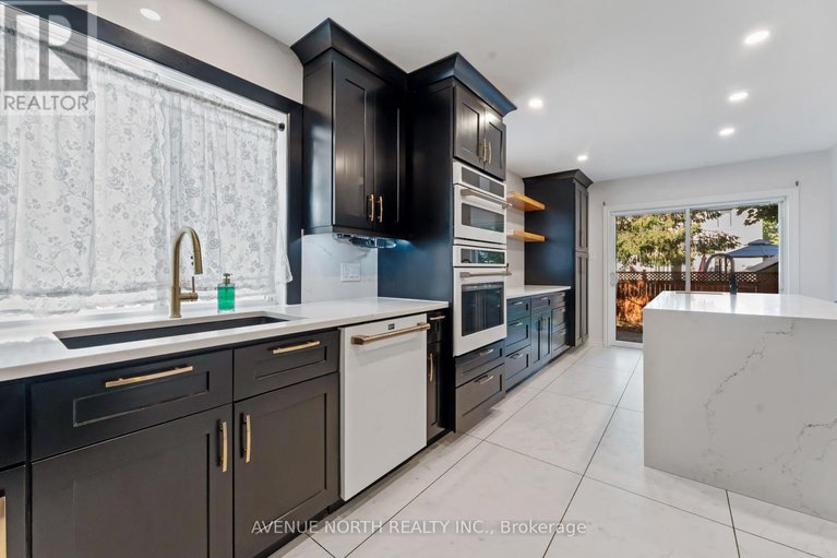 28875469/33-sarrazin-way/cedargrovefraserdale/ottawa/ontario/K2J4A5_12