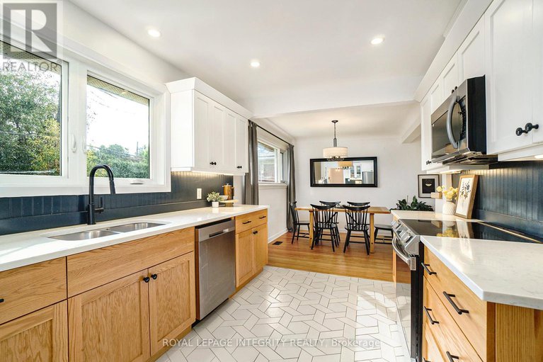 28970777/1317-ferguson-street/bel-air-heights/ottawa/ontario/K2C2K5_12