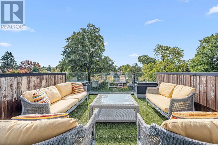 28576605/315-crestview-road/alta-vistafaircrest-heights/ottawa/ontario/K1H5G4_47