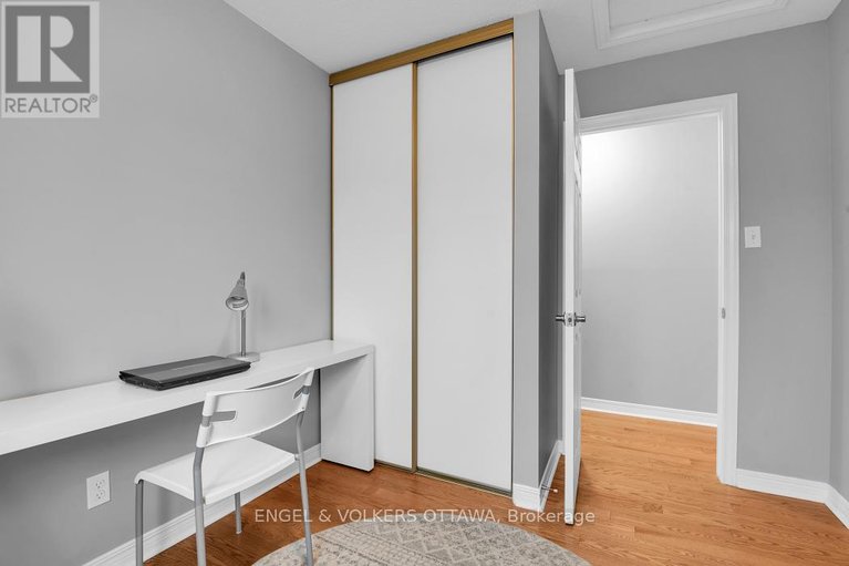 29613814/1-maurya-court/hunt-club-park/ottawa/ontario/K1G5S2_23