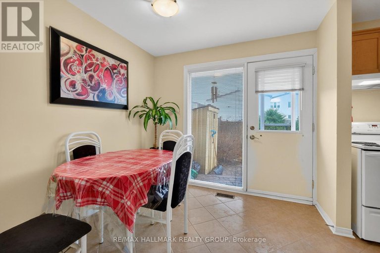 29639215/257-3310-southgate-road/south-keys/ottawa/ontario/K1V8X4_10