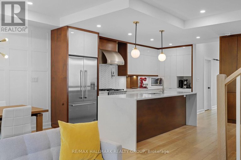 28551598/460-bevan-avenue/westborohampton-park/ottawa/ontario/K1Z5S4_16