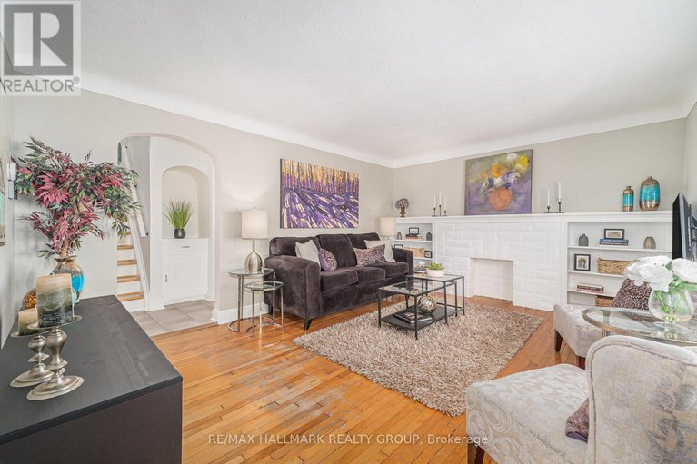 28813104/98-dagmar-avenue/vanier/ottawa/ontario/K1L5T4_5