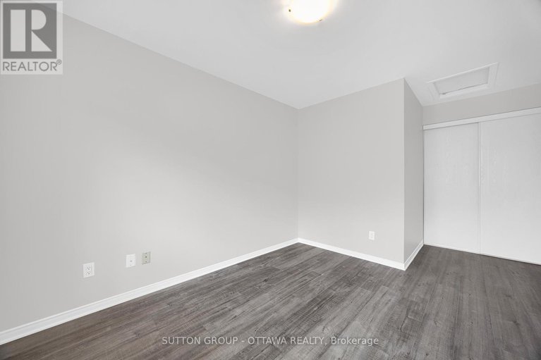 28762119/554-ashbourne-crescent/stonebridge/ottawa/ontario/K2J0P6_29