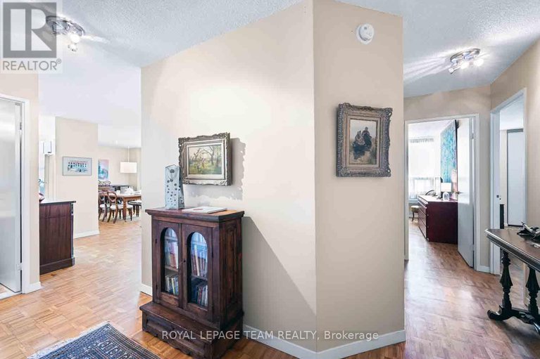 28499286/804-40-arthur-street/west-centre-town/ottawa/ontario/K1R7T5_26