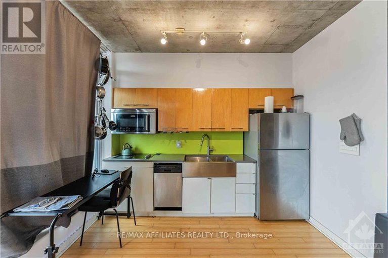27324371/505-383-cumberland-street/lower-townbyward-market/ottawa/ontario/K1N1J7_9
