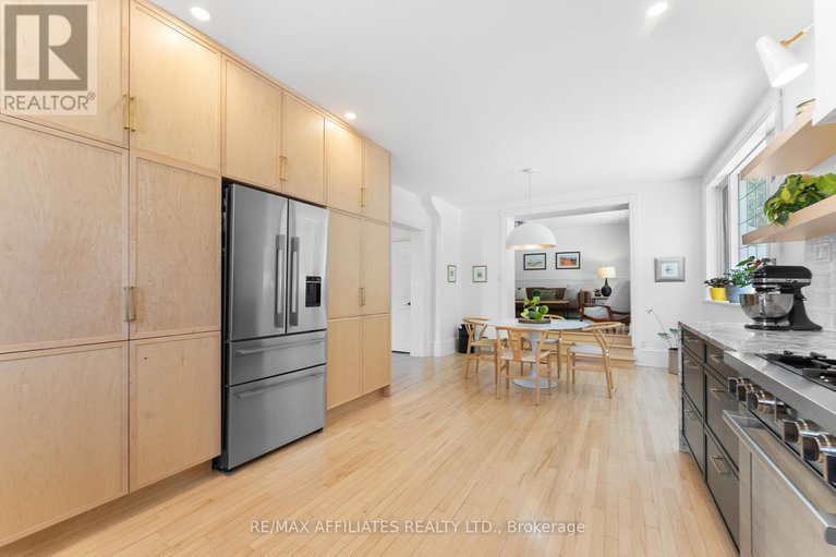 28529671/190-poole-street/mcnabbraeside-twps/mcnabbraeside/ontario/K7S1J2_17