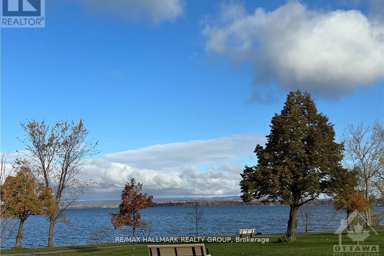 29354070/5-nautica-private-private/crystal-beach/ottawa/ontario/K2H1E5_34