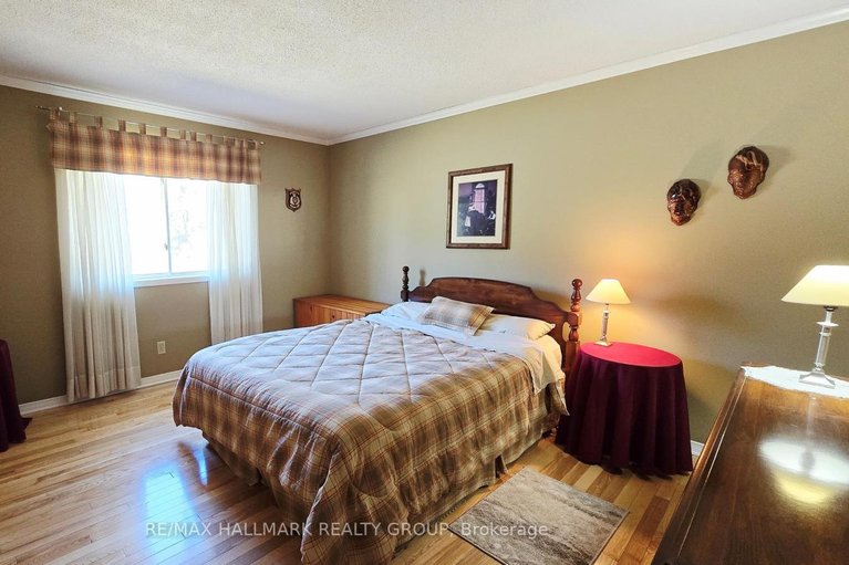 29675642/119-archie-street/constance-bay/ottawa/ontario/K0A3M0_13