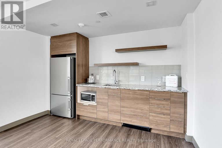 28993305/301-570-de-mazenod-avenue/ottawa-east/ottawa/ontario/K1S5X2_26