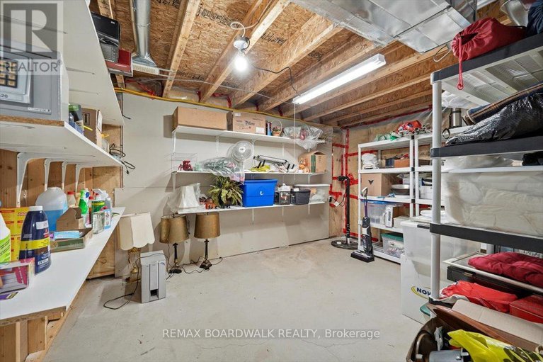 29248590/110-templeton-court/kemptville/north-grenville/ontario/K0G1J0_30