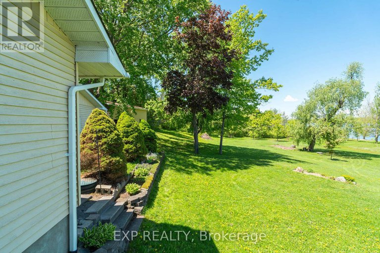 28523426/2577-regional-174-road/cumberland-village/ottawa/ontario/K4C1E5_25