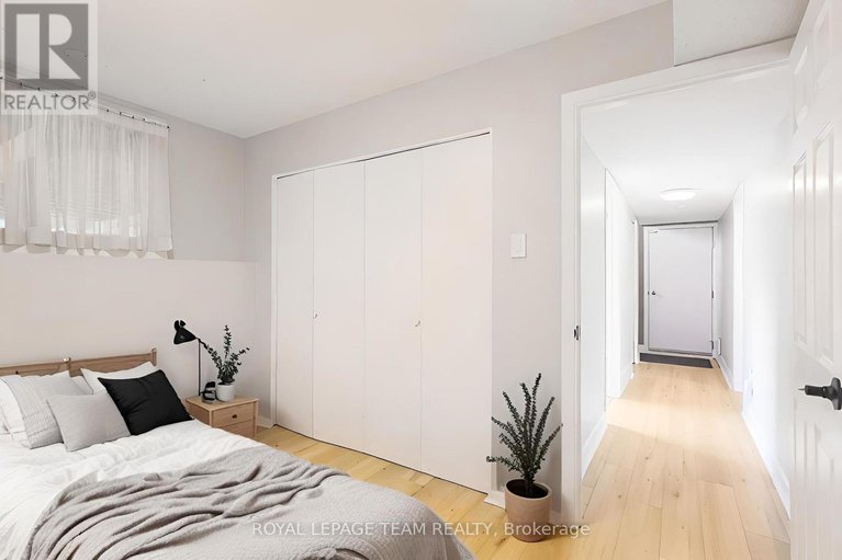 28916285/1856-playfair-drive/playfair-park/ottawa/ontario/K1H5S1_40