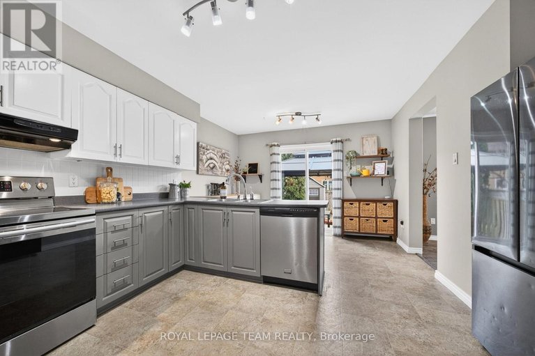 29654517/23-inwood-drive/bridlewood/ottawa/ontario/K2M1Z6_16