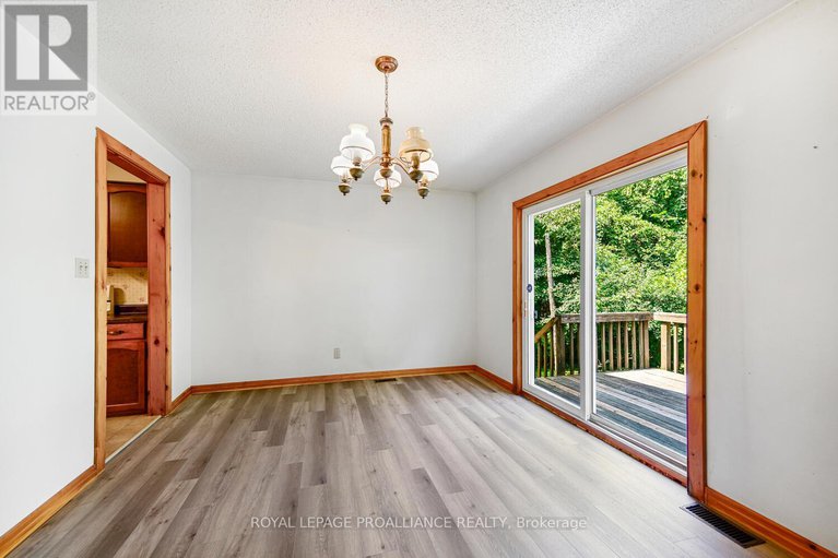 28720304/3050-merwin-lane/augusta-twp/augusta/ontario/K0E1T1_10