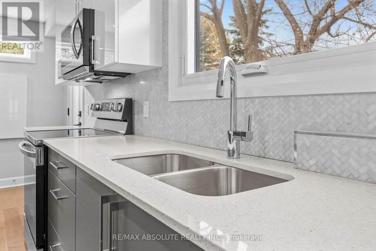 29124696/121-evelyn-avenue/ottawa-east/ottawa/ontario/K1S5K1_13