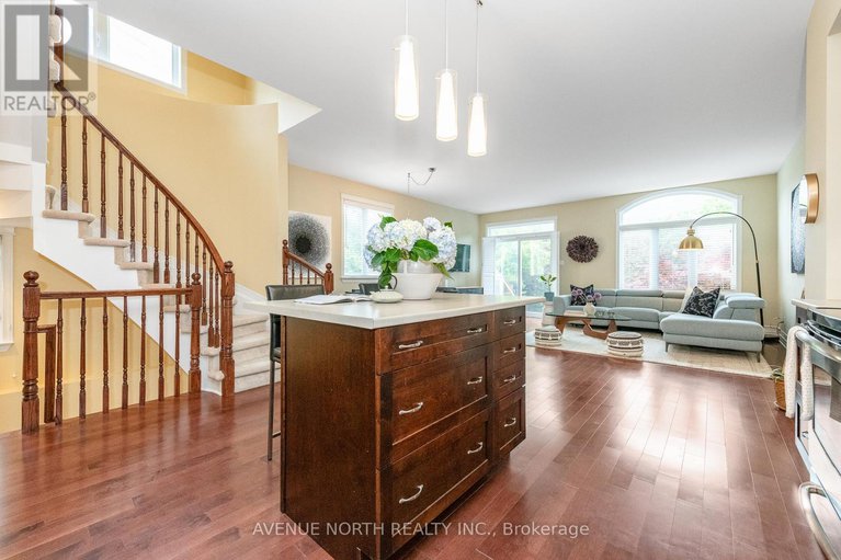 28359257/92-encore-private/city-viewskylinefisher-heightsparkwood-hills/ottawa/ontario/K2E0A2_6