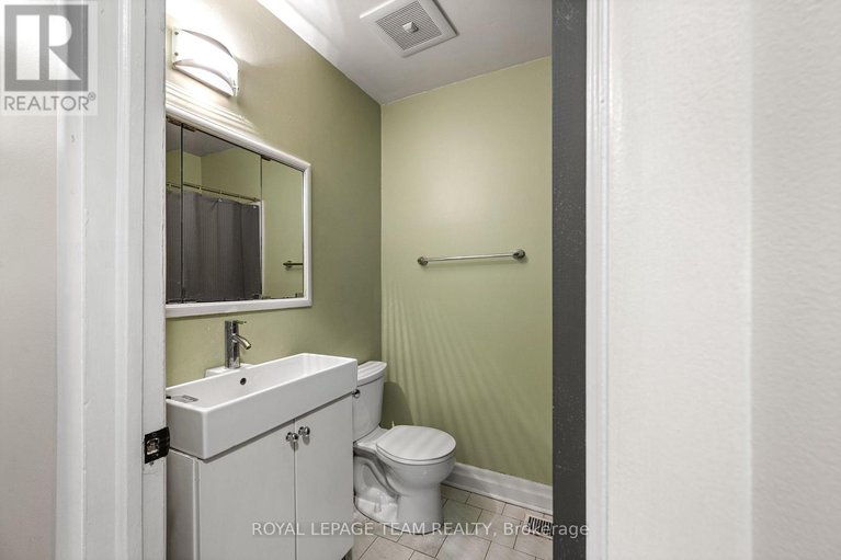 29261013/1938-bromley-road/carlingwood/ottawa/ontario/K2A1C2_11