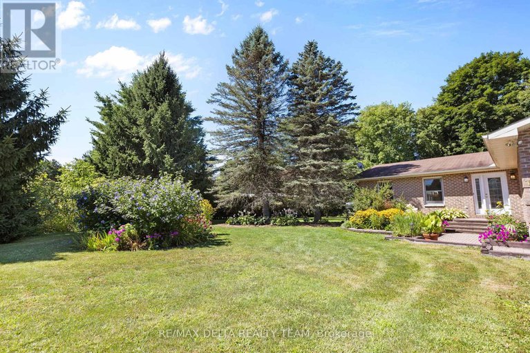 28782058/9-lasalle-street/clarencerockland-twp/clarence-rockland/ontario/K4K1K7_2