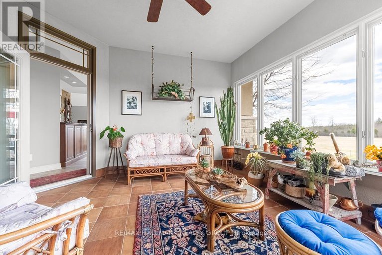 29230411/6980-mansfield-road/btwn-franktown-rd-fallowfield-rd/ottawa/ontario/K2S1B8_19