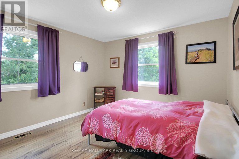 28914149/6942-gallagher-road/rideau-twp-s-of-reg-rd-6-w-of-mccordick-rd/ottawa/ontario/K0A2T0_20