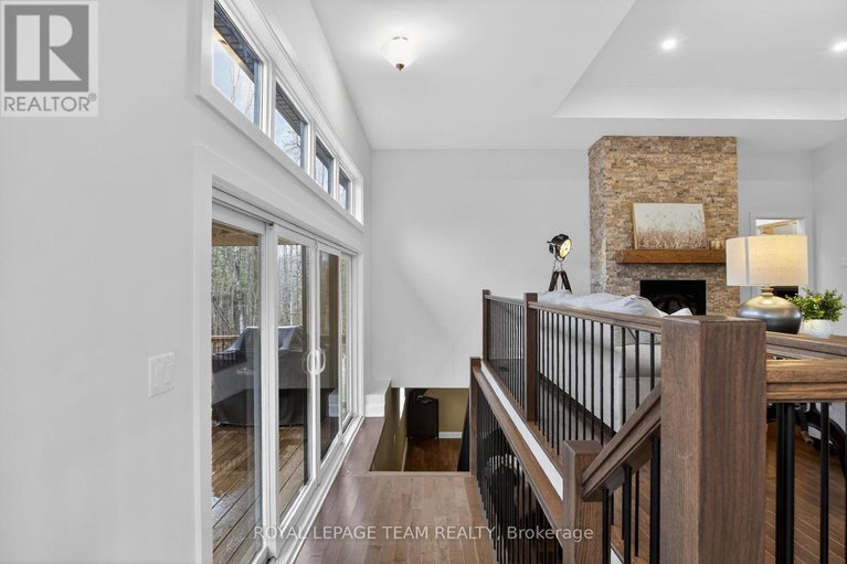 29592017/144-country-meadow-drive/huntley-ward-north-west/ottawa/ontario/K0A1L0_36