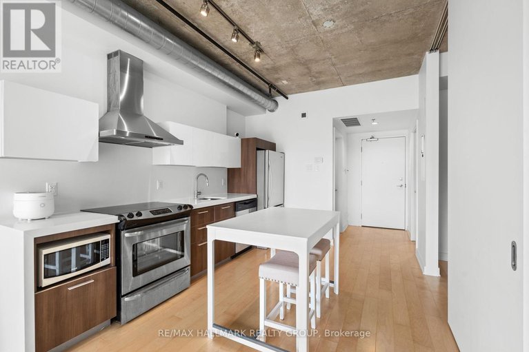 28562337/438-340-mcleod-street/ottawa-centre/ottawa/ontario/K2P1A4_9