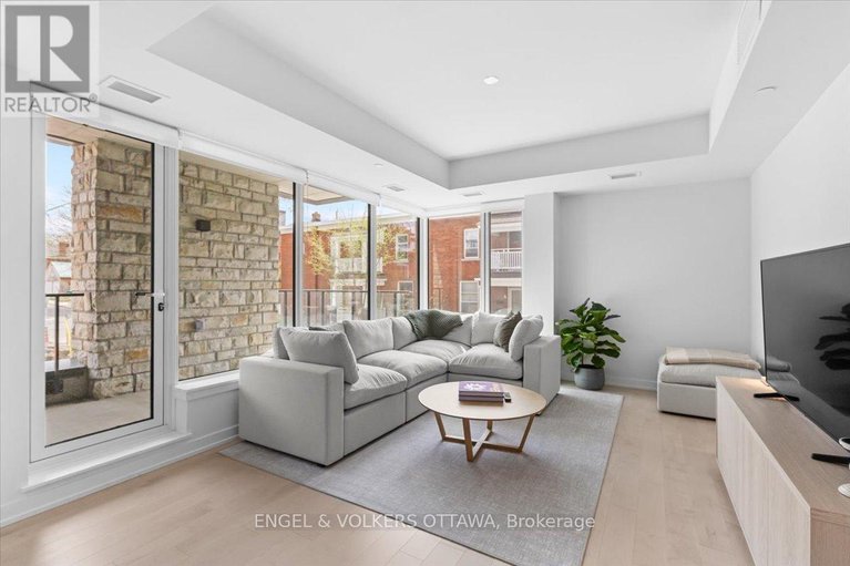 29633493/201-11-galt-street/old-ottawa-south/ottawa/ontario/K1S4R2_5