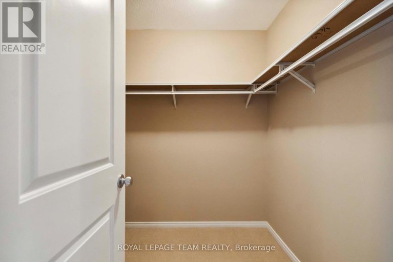 28627501/910-caldermill-private/stonebridge/ottawa/ontario/K2J0Z7_13