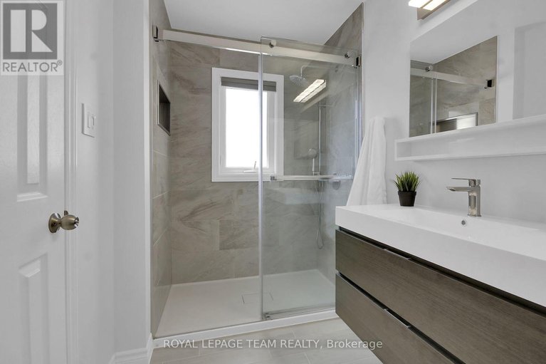 29653462/207-beatrice-drive/longfields/ottawa/ontario/K2J4P1_22