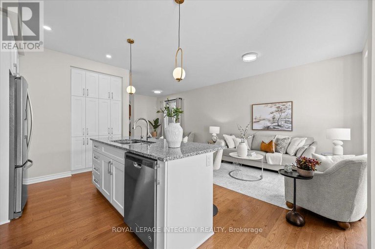 28843345/825-indica-street/stittsville-north/ottawa/ontario/K2S2J8_19