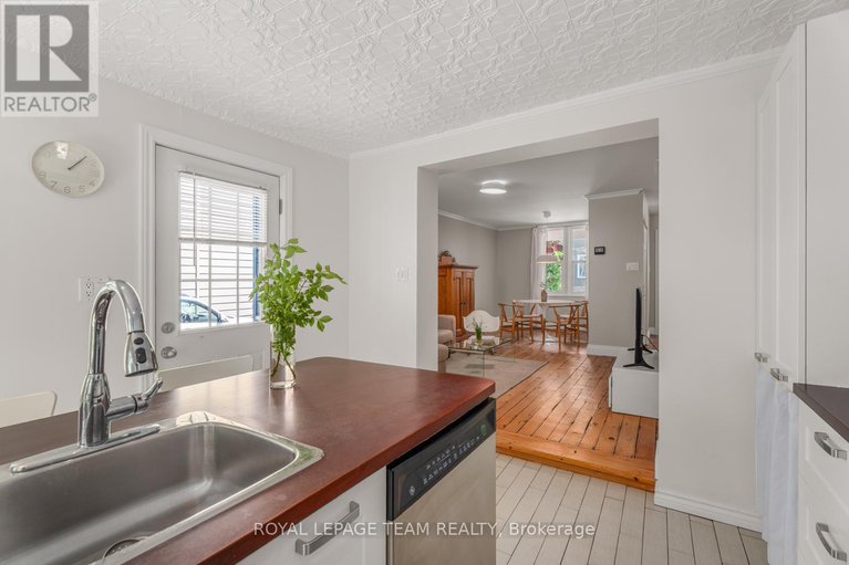 28463800/17-electric-street/lindenlea/ottawa/ontario/K1M1X5_11