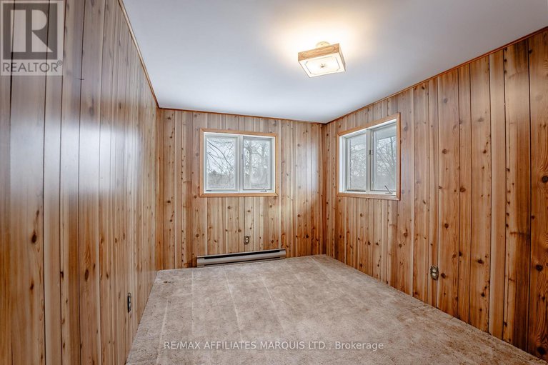 28215114/10984-county-rd-2-road/iroquois/south-dundas/ontario/K0E1K0_19