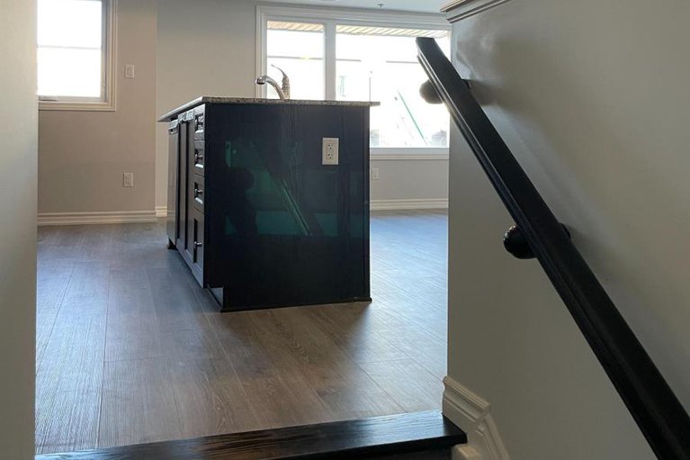 28326842/18-704-kizis-private/cfb-rockcliffe-and-area/ottawa/ontario/K1K5A4_3