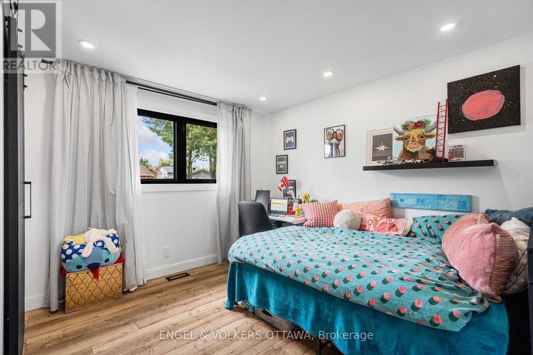 28912117/2-davies-court/glencairnhazeldean/ottawa/ontario/K2L1L6_22