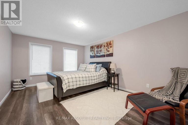 28578833/302-haliburton-heights/emerald-meadowstrailwest/ottawa/ontario/K2S1S3_34