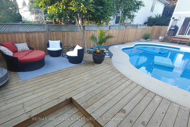 29216431/52-peacock-crescent/cedargrovefraserdale/ottawa/ontario/K2J3P7_43