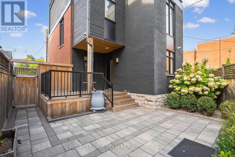 28884514/16-first-avenue/glebe/ottawa/ontario/K1S2G2_36