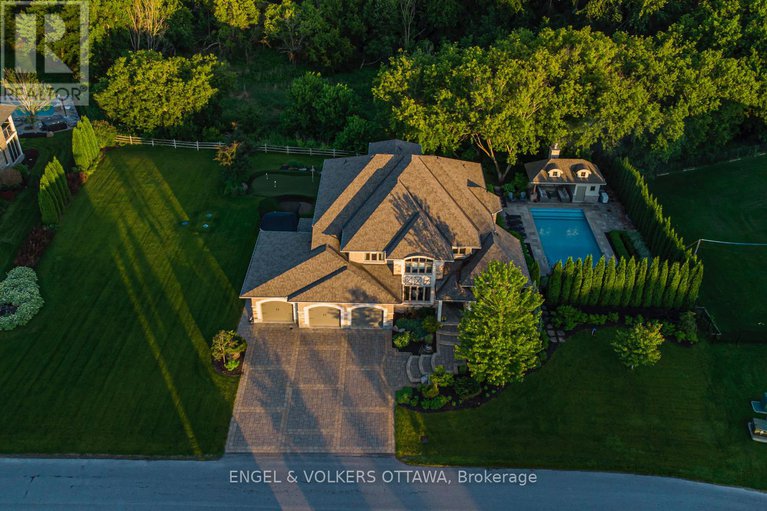 110 Gray Willow Place