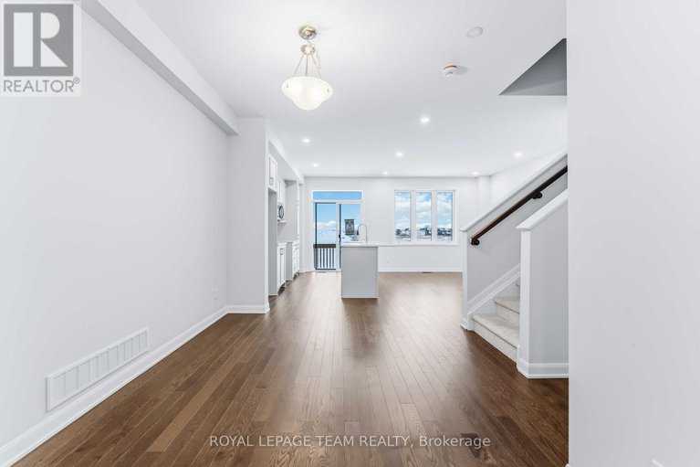 28486435/742-fairline-row/emerald-meadowstrailwest/ottawa/ontario/K2V0V7_3