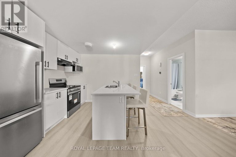 29589382/314-lillian-freiman-private/half-moon-bay/ottawa/ontario/K2J7K7_9