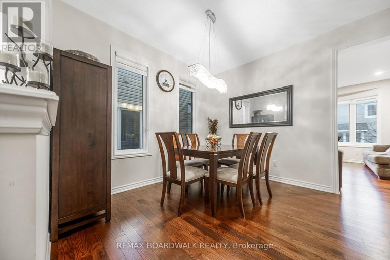 29599853/161-flowing-creek-circle/emerald-meadowstrailwest/ottawa/ontario/K2M0K2_16