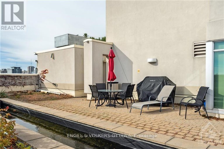 29246392/1112-138-somerset-street-w/ottawa-centregolden-triangle/ottawa/ontario/K2P0A3_13