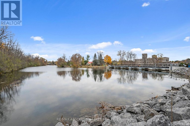 29162989/40-thomas-street/almonte/mississippi-mills/ontario/K0A1A0_36