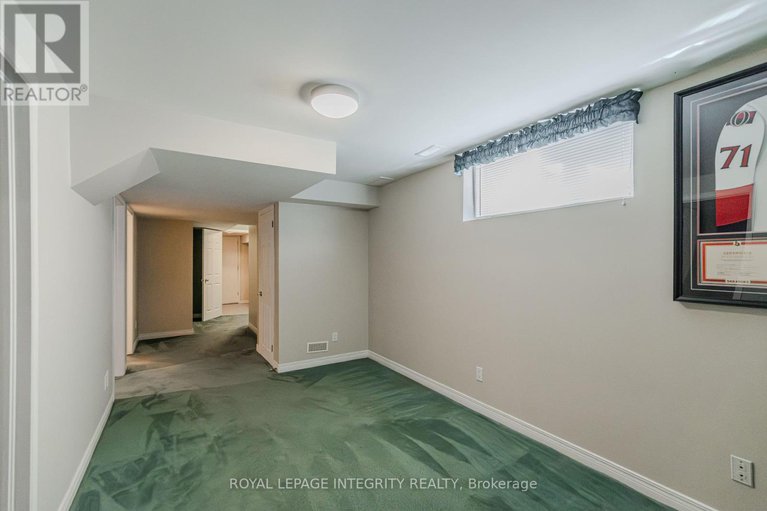 28943589/4316-owl-valley-drive/riverside-southgloucester-glen/ottawa/ontario/K1V1L3_39