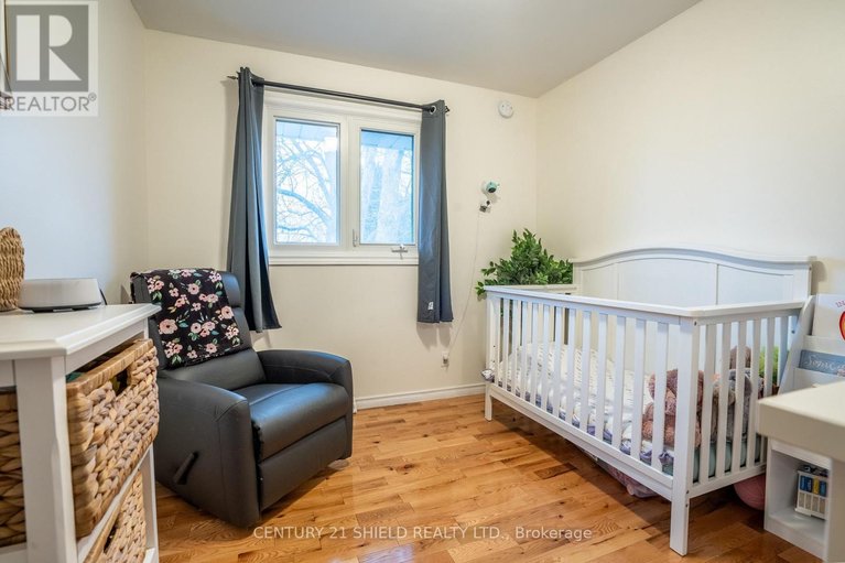 29555466/11-strachan-avenue/long-sault/south-stormont/ontario/K0C1P0_18