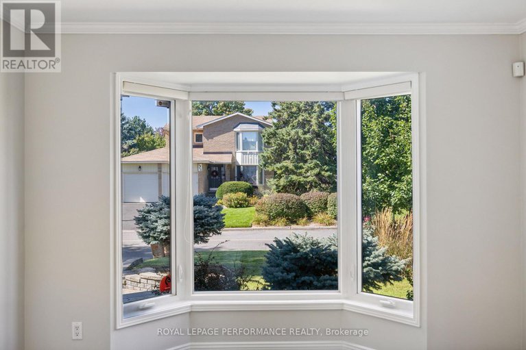 29032423/1873-du-clairvaux-road/chapel-hill/ottawa/ontario/K1C5X9_7